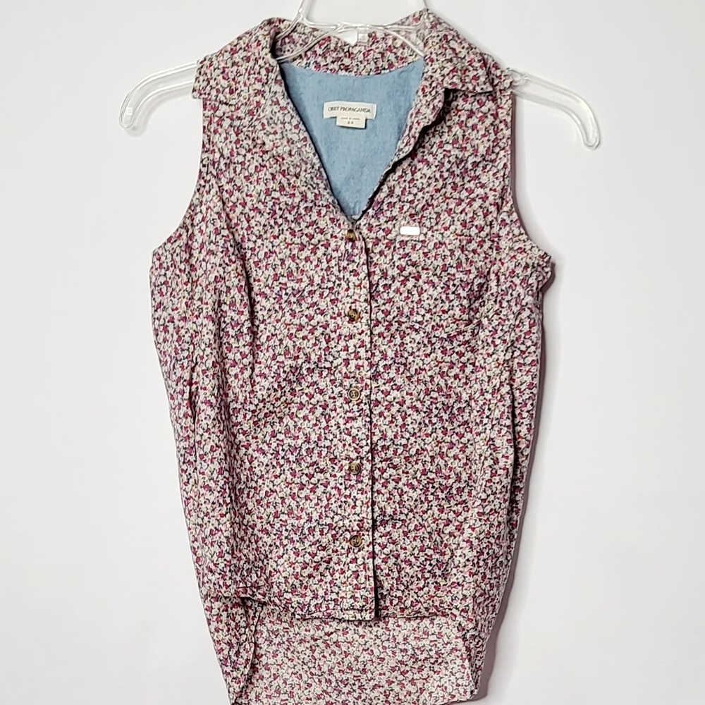 Obey Propaganda sleeveless floral button down top